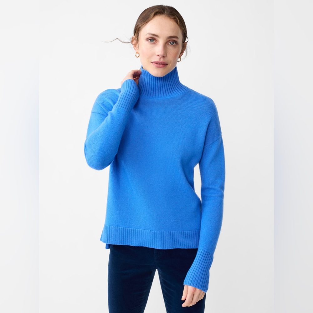J. McLaughlin Dina Cashmere Turtleneck